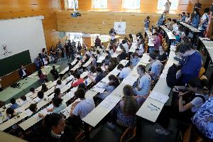Latitud Cero: Así es el examen de Selectividad en EEUU