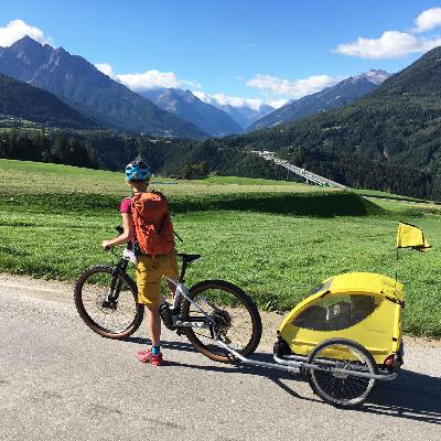 Alpen: Radtour nach Bozen, Lyrikweg im Bregenzerwald, Käse aus Südtirol