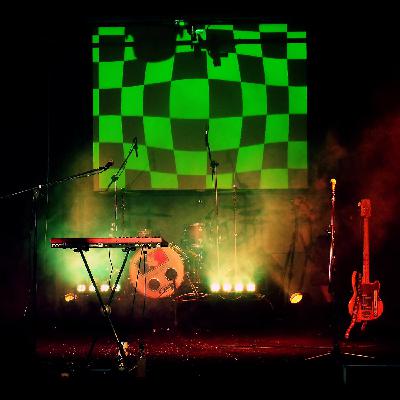 Podquisition 550: The Support Act