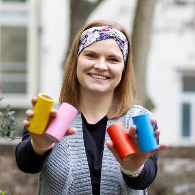 Kartonová máma: Tvoření s dětmi rozvíjí jejich potenciál, začít můžeme už s batolaty. Kartonová máma: Tvoření s dětmi rozvíjí jejich potenciál, začít můžeme už s batolaty.