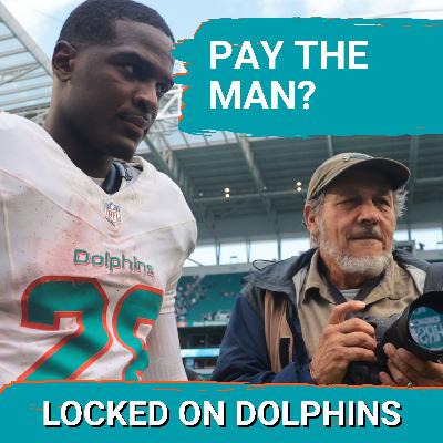 PAY THE MAN | Dolphins' 2026 Offseason Plans Should Include A Contract Extension For Star RB De'Von Achane PAY THE MAN | Dolphins' 2026 Offseason Plans Should Include A Contract Extension For Star RB De'Von Achane
