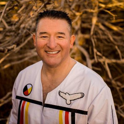 Find Your Sparkle with Jen and Indigenous Medium Shawn Leonard