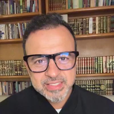 معصيتي.. أضعها بين يدي أستاذي - لايف السبت - مصطفى حسني