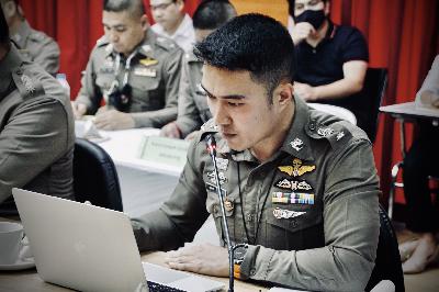 Police Don't cry 013 ของขวัญปีใหม่ จากใจตำรวจไทย 6 อย่าง