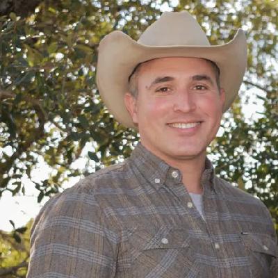 Navy SEAL Finds New Way to Serve with Dana De Coster Navy SEAL Finds New Way to Serve with Dana De Coster