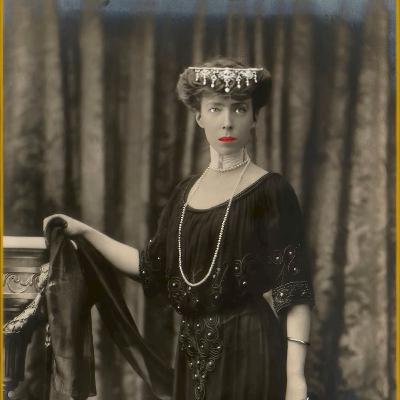 The Grief of Red Granny - Toneelhuis, LOD muziektheater, Gorges Ocloo