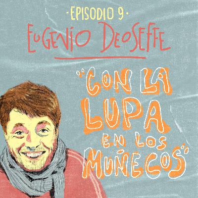 Con la lupa en los muñecos Con la lupa en los muñecos