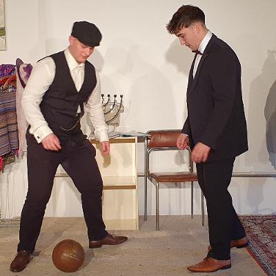 Kolpingtheater Vilshofen spielt: "Der Mitläufer"