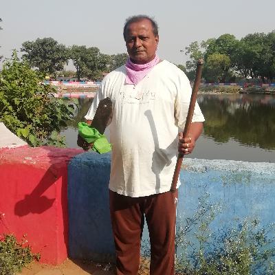 आईना मुझसे मेरी पहली सी सूरत मांगे.