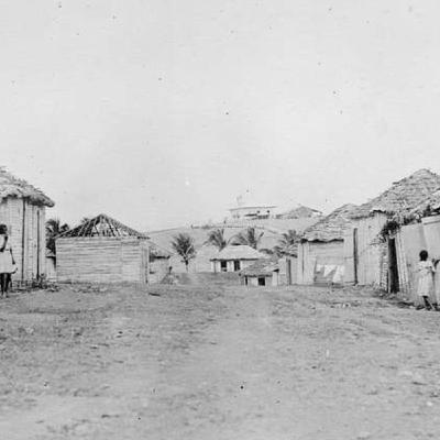 1:  CBS EYE ON THE WORLD WITH JOHN BATCHELOR 1909 DR THE SHOW BEGINS IN THE DOUBTS ABOUT THE LA FIRE RESTORATION......  10-10-25