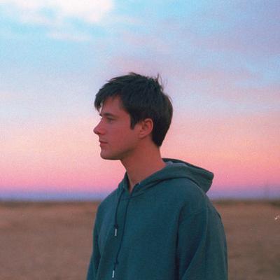 Alec Benjamin Information (Sydnee, Abby, and Skye)