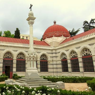 Capítulo 570, Visitamos el panteón de los hombres ilustres.