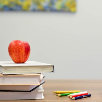 Understanding Research: Does Making Your Bed Earn More Money?
