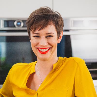 Fiala Borcsa író, újságíróval Matthew Bourne és a New Adventures Hattyúk tava-adaptációjáról