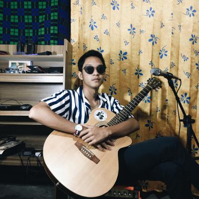 Mengupas Hey kawanku w/ Eki Apriyanto