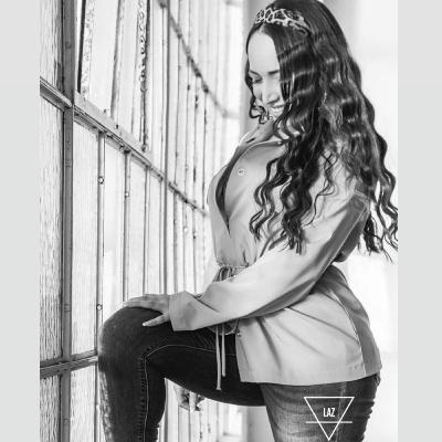 Allison Molina Owner of Lazarus Experience Art gallery 🎉