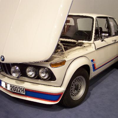The Secrets of BMW 02 Series, Italian POV | Johnny's Garage