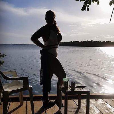 Cuando las Mujeres NO son la debilidad de un HOMBRE... Cuando las Mujeres NO son la debilidad de un HOMBRE...