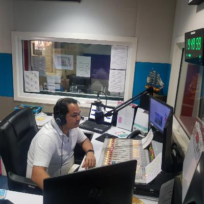Radio 4 : รายการ Audiobook On-Air เรื่อง "คุยหน้าไมค์วันแรก"