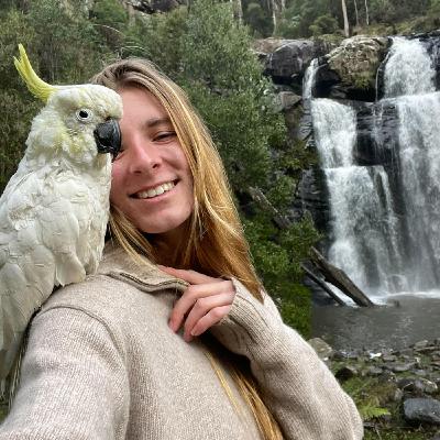#239- Holly Robertson: Australia’s Wildest Classroom | Into the Bush with A Survivalist