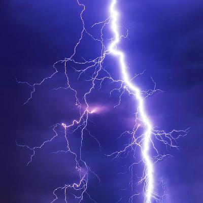 đ´âī¸đĩ Healthy SLEEP Nights with a Soft MELODY and Soothing THUNDER đ´âī¸đĩ Healthy SLEEP Nights with a Soft MELODY and Soothing THUNDER