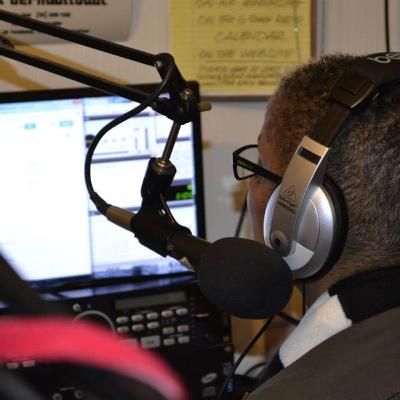 Episode 35 - Breath, Stretch, Warm Up, Cool Down (EXERCISE BASICS) Episode 35 - Breath, Stretch, Warm Up, Cool Down (EXERCISE BASICS)