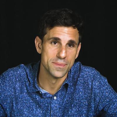 Cerebros sin fronteras. El podcast - Fuente, programando algoritmos para luchar contra las bacterias Cerebros sin fronteras. El podcast - Fuente, programando algoritmos para luchar contra las bacterias