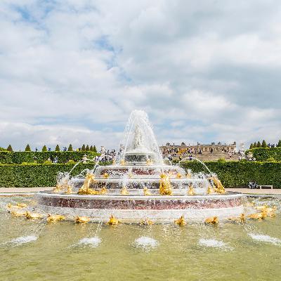 Wie wurden früher Wasserspiele und Fontänen ohne elektrische Pumpen betrieben?