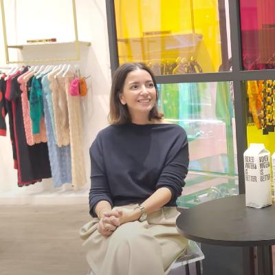 Flying Solo Fashion Talks with Amelie Brick of Apparis