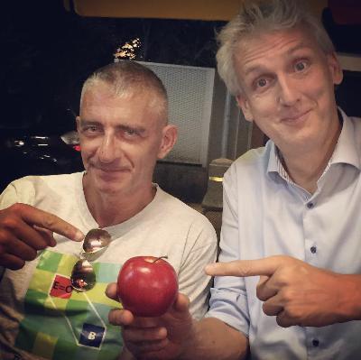 Con il Prof. Riccardo Manzotti. Mente, mondo, cervello, identità: la generazione dell‘io. Con il Prof. Riccardo Manzotti. Mente, mondo, cervello, identità: la generazione dell‘io.