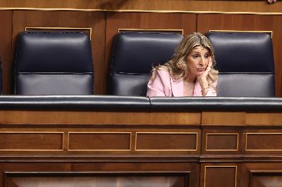 Tertulia de La Trinchera: Yolanda Díaz sopesa apartarse ante la presión de sus aliados y Rufián