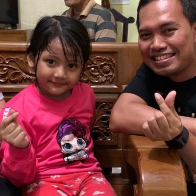 Mengasihi: muluk-muluk? Sederhana?