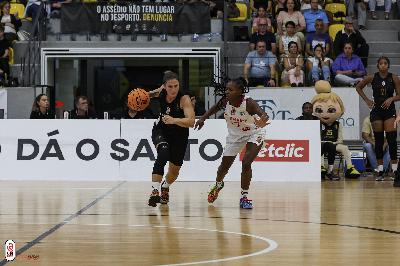 T2E6 - Invictos são poucos T2E6 - Invictos são poucos