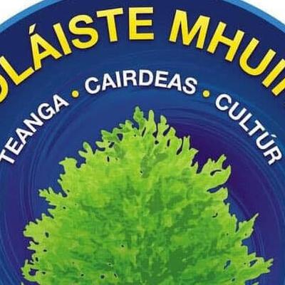 Damien Ó Dónaill ó sheomra na Nuachta. Damien Ó Dónaill ó sheomra na Nuachta.