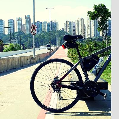 Podcast Styllus & Variedades Universo Bike 1