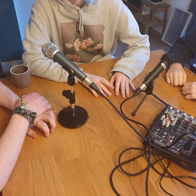 In gesprek met met Finn (19), Meike (18) en Marith (15) In gesprek met met Finn (19), Meike (18) en Marith (15)