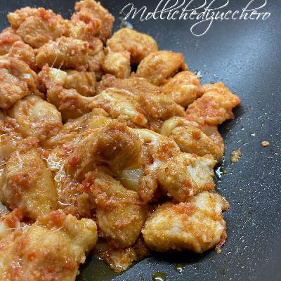 Pollo filante in padella