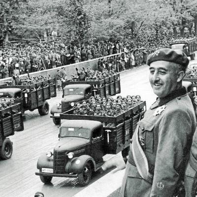 El llegat del silenci: el dia que Franco va morir... i el règim no