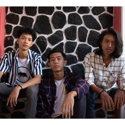 Singkatin about single Friendhouse - hujan