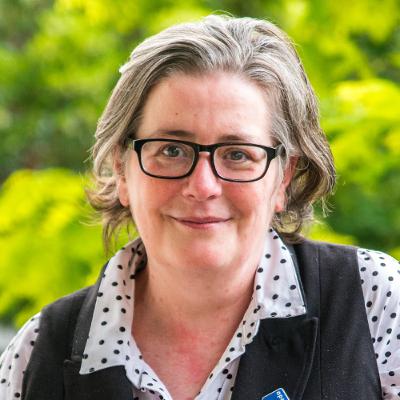 El Gibbs: re-socialising social services El Gibbs: re-socialising social services