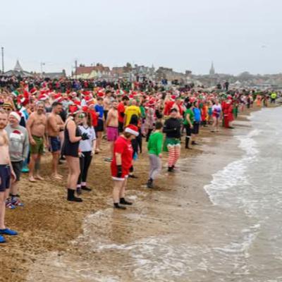 31. The Felixstowe Christmas Day Dip with James Fox-Golding