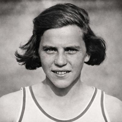 T06E21: Heinrich "Dora" Ratjen (1918-2008), atleta alemán intersexual