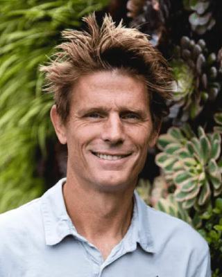 Interview with Scott Hutcheon, Founder & CEO of HeyFlora
