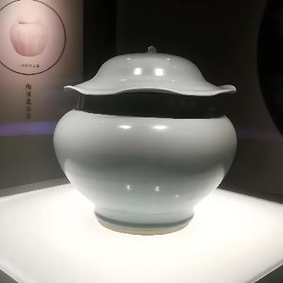 瓷器故事会番外篇南宋的月光:龙泉窑青瓷里藏着的千年温柔 瓷器故事会番外篇南宋的月光:龙泉窑青瓷里藏着的千年温柔