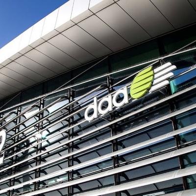 Tús Áite: Caidhp Aerfort Bhaile Átha Cliath