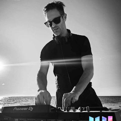 Episode #557 with Contagious feat. Chris Lipapis