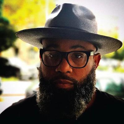 Adventures of Success. A journey with Artist Pel Peltier Adventures of Success. A journey with Artist Pel Peltier