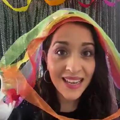 ¡Hola, hola Chiquitines! ¡Hola, hola Chiquitines!