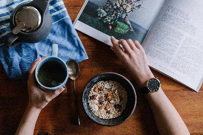 10 English Lesson Ten on WeChat, Instagram and Pinterest on EATT Magazine