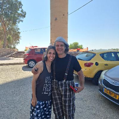 "רוני הרמן ממצפה רמון-האיש שהביא את הירח לכדור הארץ" "רוני הרמן ממצפה רמון-האיש שהביא את הירח לכדור הארץ"